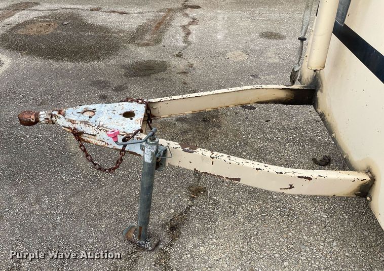 image for item DP0259 Leroi 185  air compressor