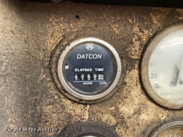 image for item DP0259 Leroi 185  air compressor