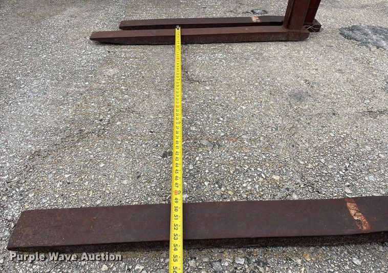 image for item DP0260 (2) sets of forks