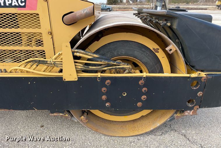 image for item DP0262 Hypac C778B  double drum vibratory roller