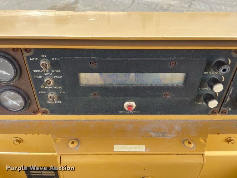 image for item DP0262 Hypac C778B  double drum vibratory roller