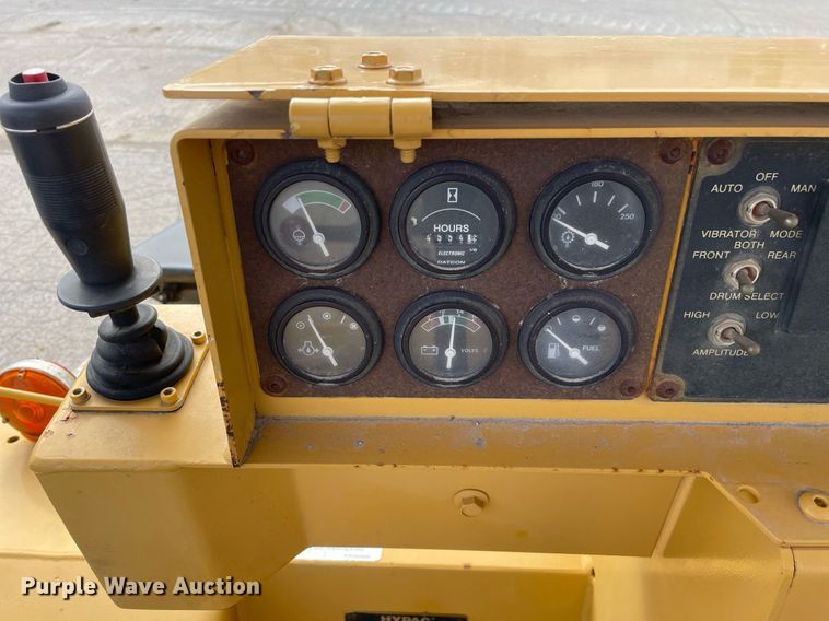 image for item DP0262 Hypac C778B  double drum vibratory roller