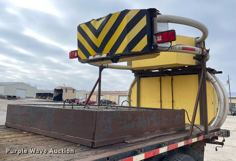 image for item DP0264 2007 Hino 268  flatbed truck with crash attenuator