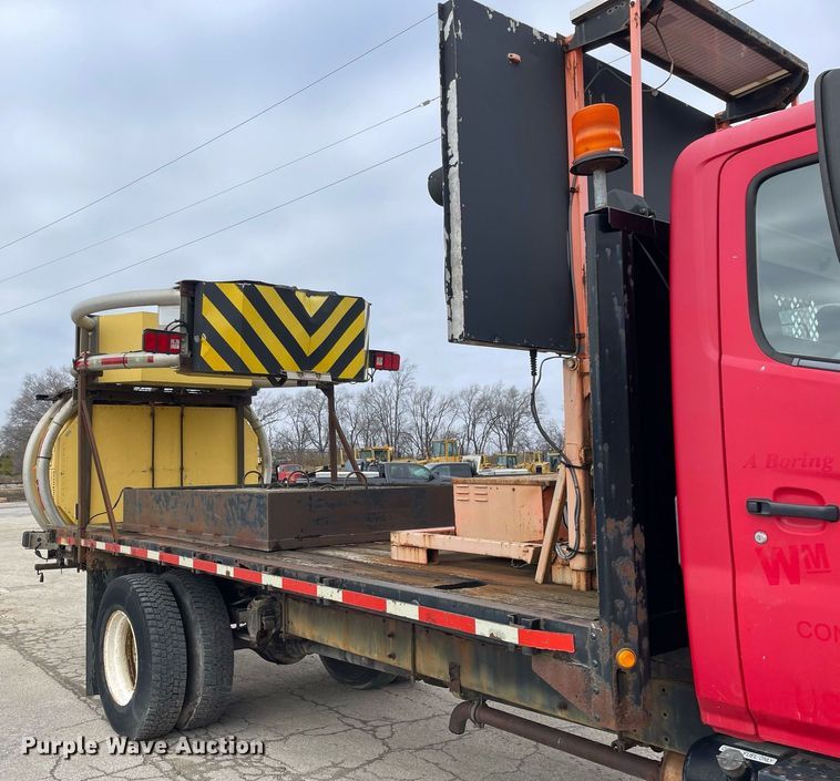 image for item DP0264 2007 Hino 268  flatbed truck with crash attenuator