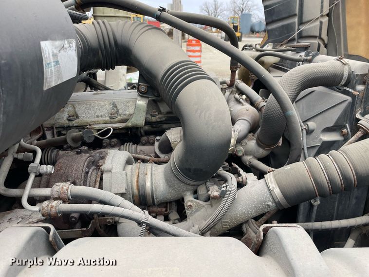 image for item DP0264 2007 Hino 268  flatbed truck with crash attenuator