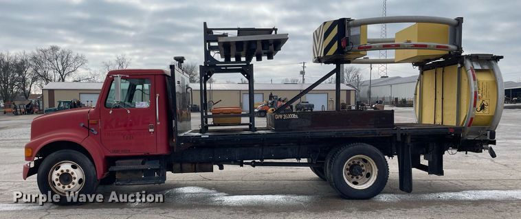 image for item DP0265 2000 International  4700 flatbed truck with crash attenuator