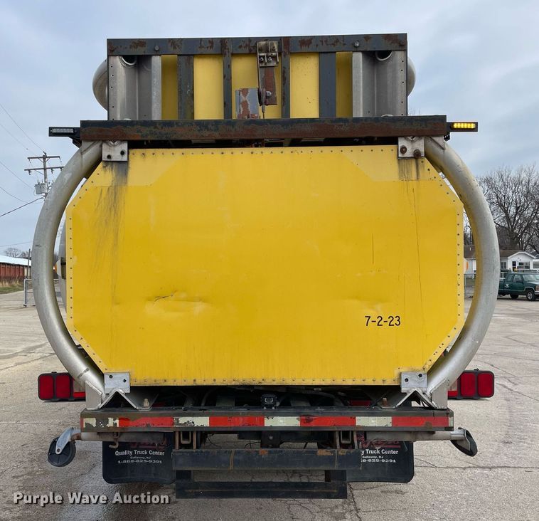 image for item DP0265 2000 International  4700 flatbed truck with crash attenuator