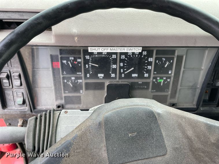 image for item DP0265 2000 International  4700 flatbed truck with crash attenuator