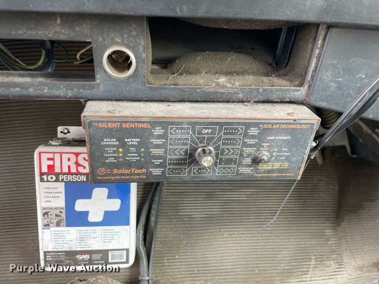 image for item DP0265 2000 International  4700 flatbed truck with crash attenuator