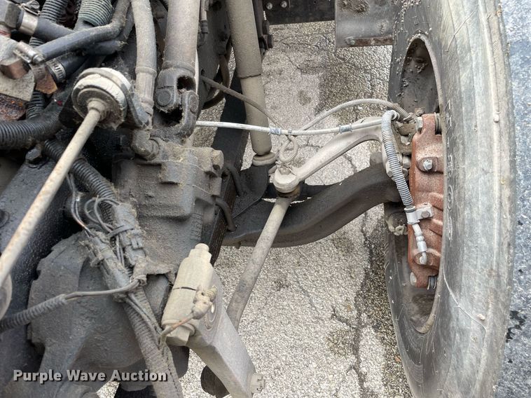 image for item DP0265 2000 International  4700 flatbed truck with crash attenuator