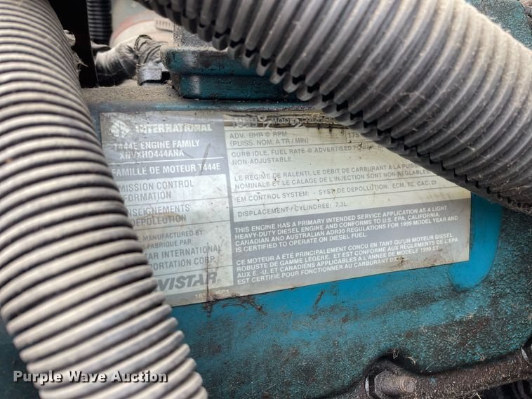 image for item DP0265 2000 International  4700 flatbed truck with crash attenuator