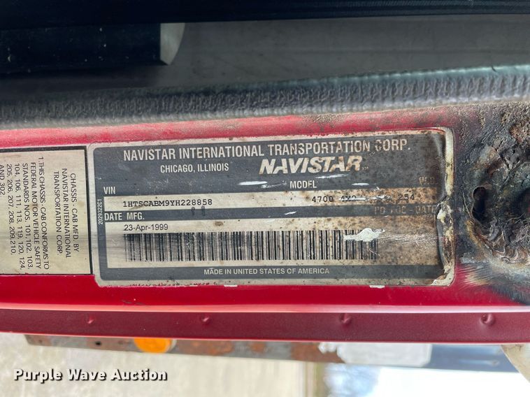 image for item DP0265 2000 International  4700 flatbed truck with crash attenuator