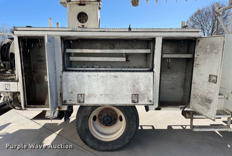 image for item DP0275 2008 Sterling L7500  digger derrick truck