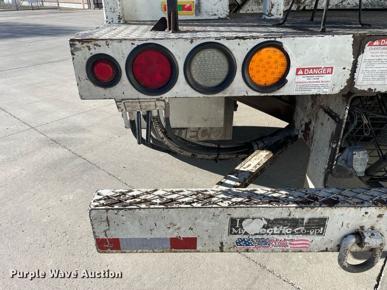 image for item DP0275 2008 Sterling L7500  digger derrick truck