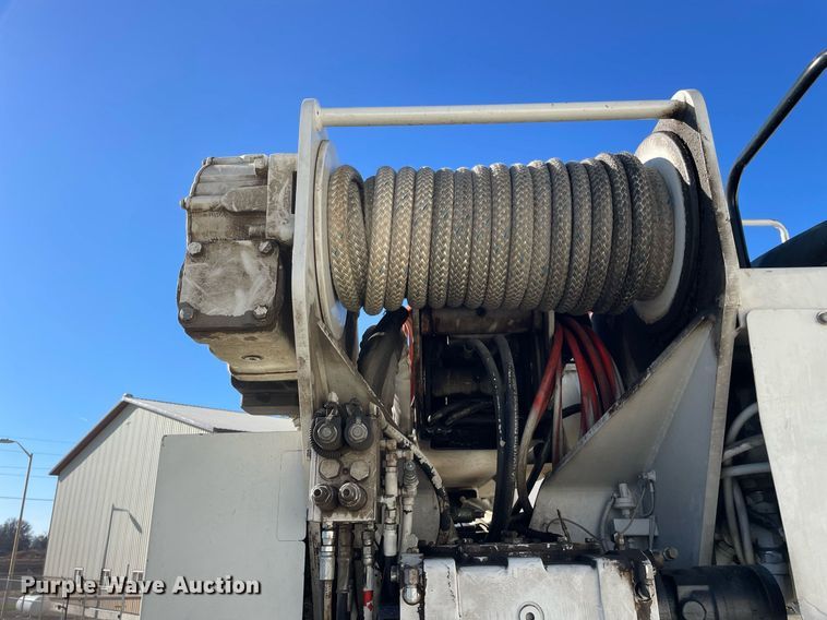 image for item DP0275 2008 Sterling L7500  digger derrick truck