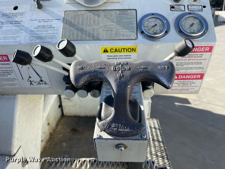 image for item DP0275 2008 Sterling L7500  digger derrick truck