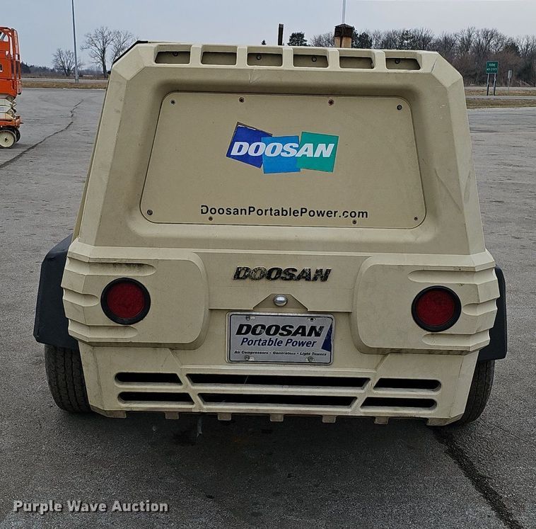 image for item DP0796 2011 Ingersoll Rand P185WJD-T4T  air compressor