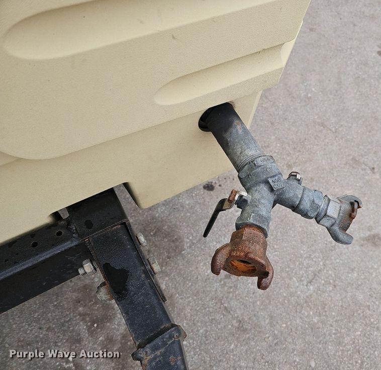 image for item DP0796 2011 Ingersoll Rand P185WJD-T4T  air compressor