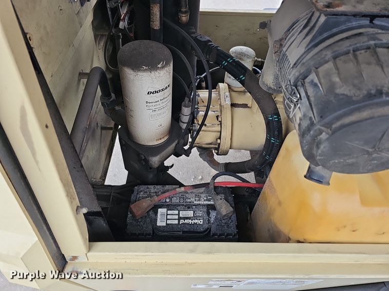 image for item DP0796 2011 Ingersoll Rand P185WJD-T4T  air compressor