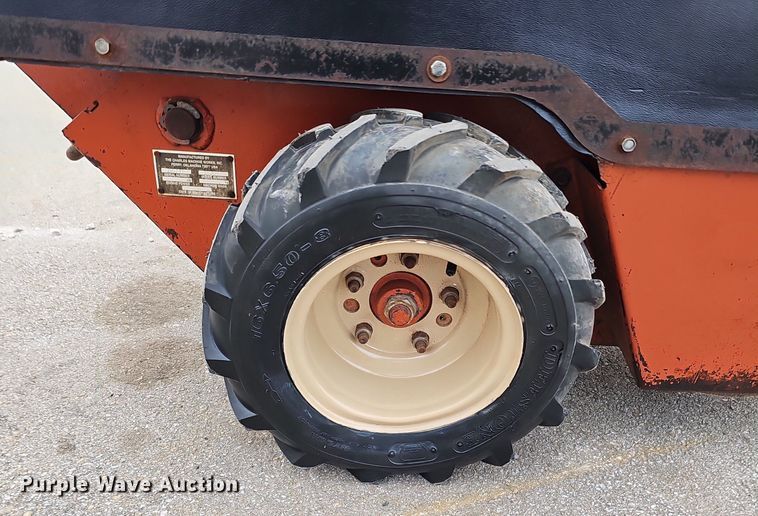 image for item DP0797 1999 Ditch Witch 1030H  trencher