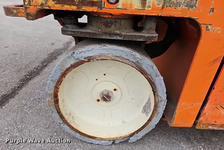 image for item DP0798 2016 Snorkel S4726E  scissor lift