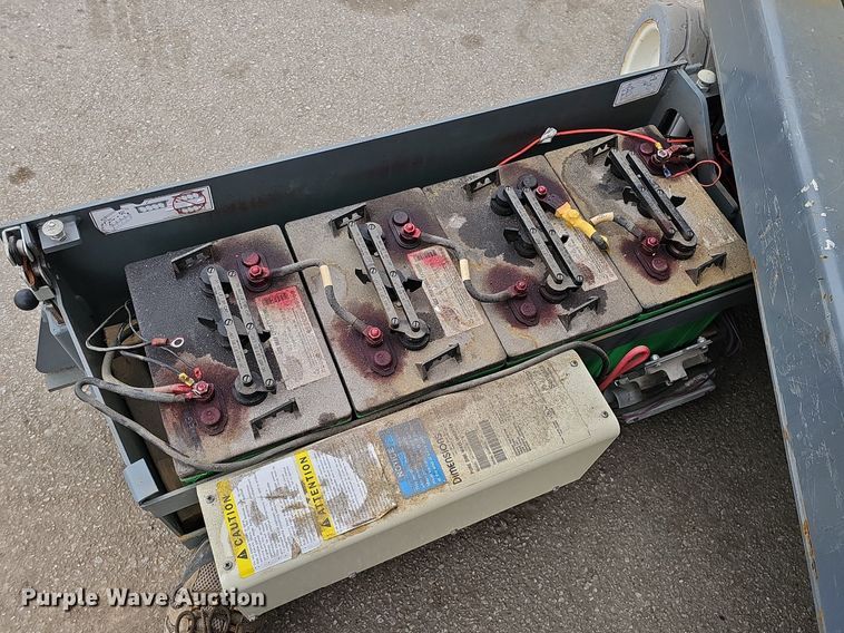 image for item DP0799 2017 Skyjack SJIII 3219  scissor lift