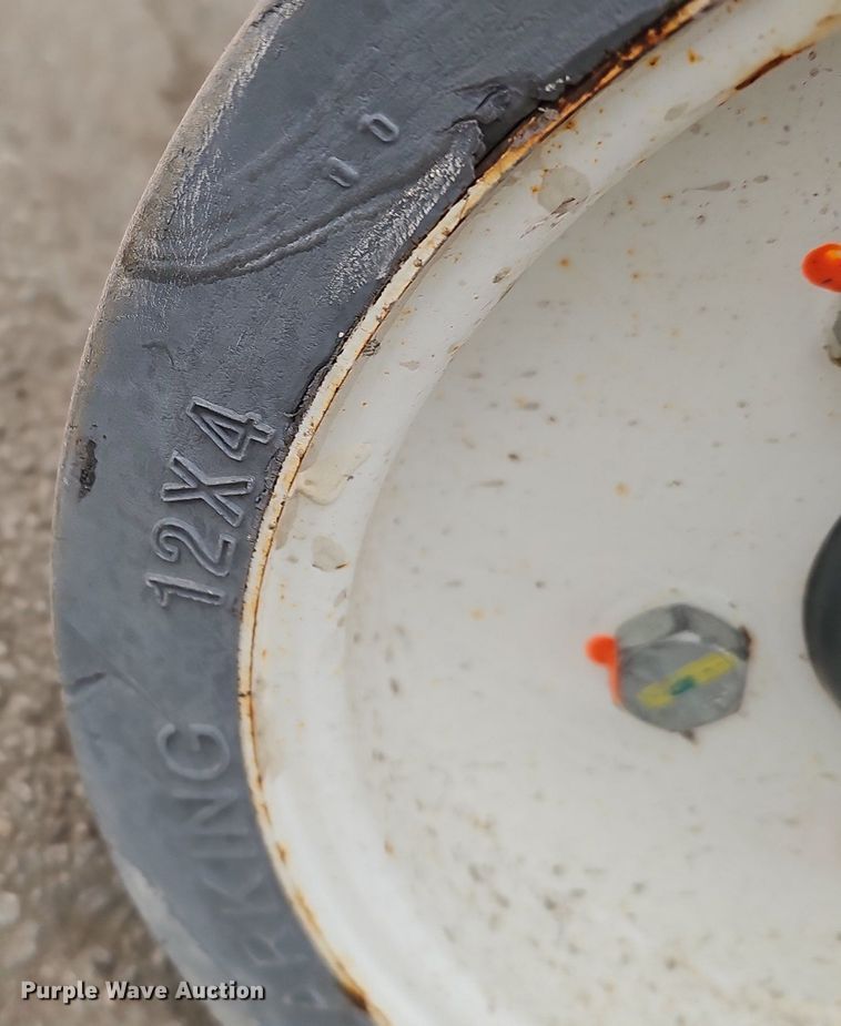 image for item DP0799 2017 Skyjack SJIII 3219  scissor lift