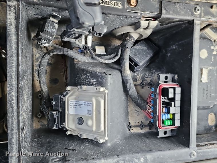 image for item DP0801 2018 Bobcat 3400XL  utility vehicle