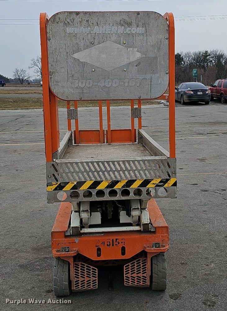 image for item DP0802 2020 Snorkel S3215L  scissor lift