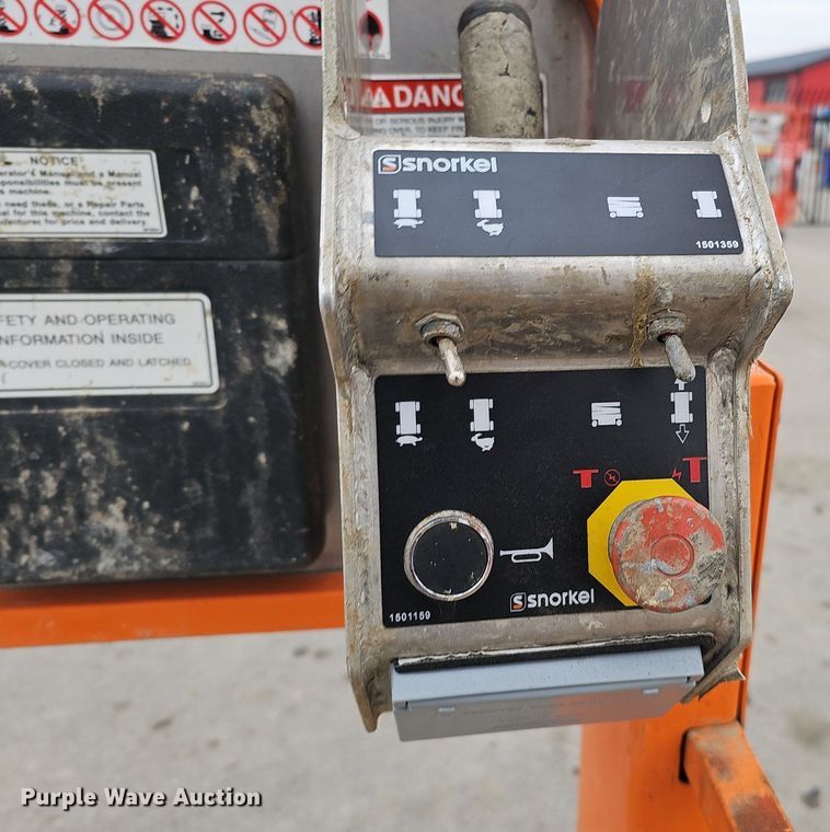 image for item DP0802 2020 Snorkel S3215L  scissor lift