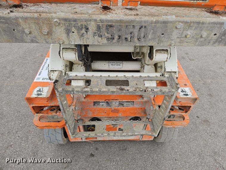 image for item DP0802 2020 Snorkel S3215L  scissor lift