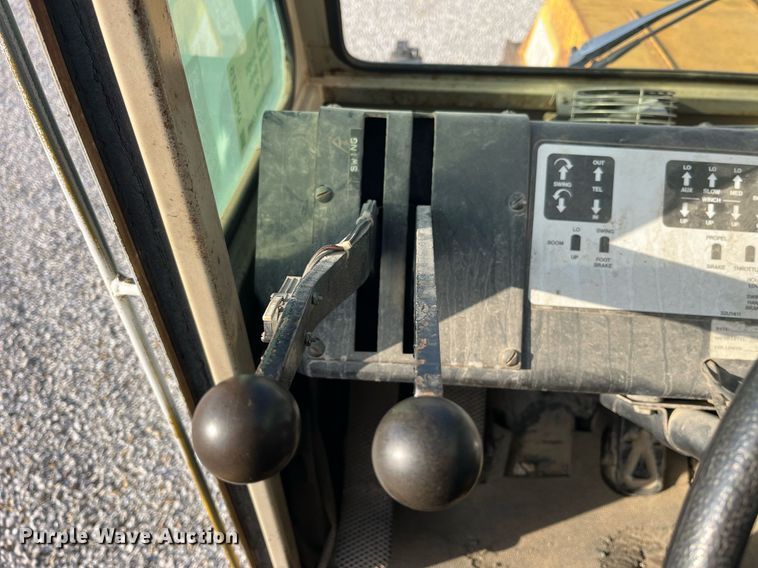 image for item DP2175 1978 P&H Omega 18  crane