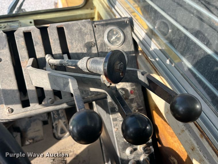 image for item DP2175 1978 P&H Omega 18  crane