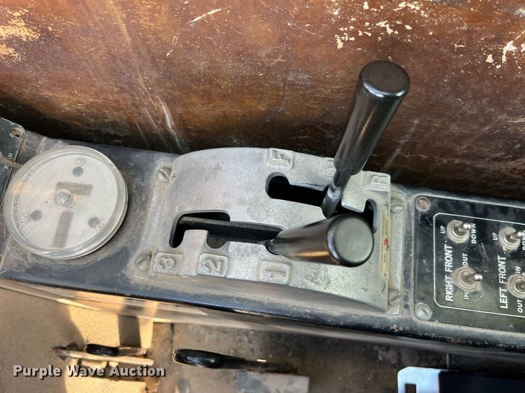 image for item DP2175 1978 P&H Omega 18  crane