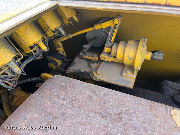 image for item DP2175 1978 P&H Omega 18  crane