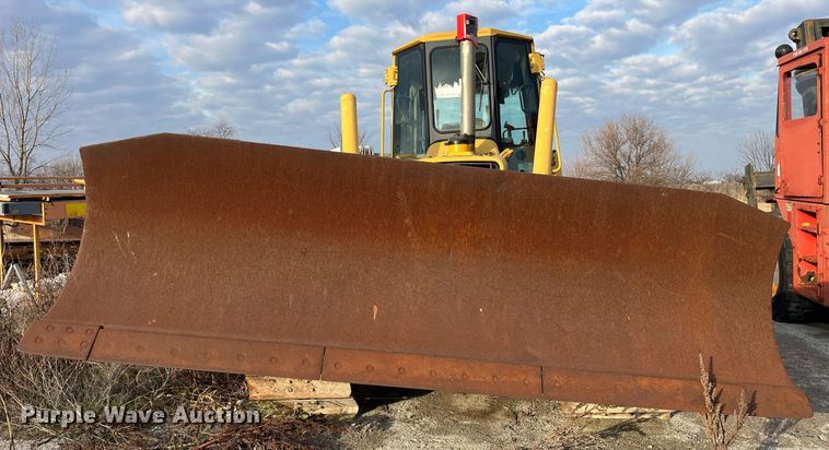 image for item DP2185 1999 John Deere 750C LGP  dozer