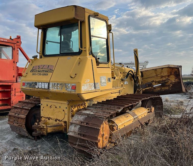 image for item DP2185 1999 John Deere 750C LGP  dozer