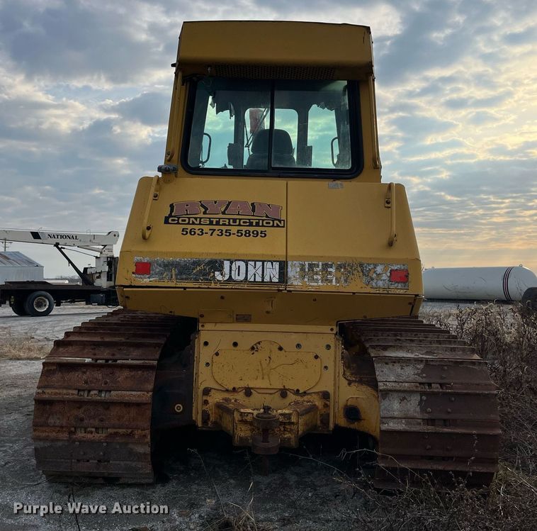 image for item DP2185 1999 John Deere 750C LGP  dozer