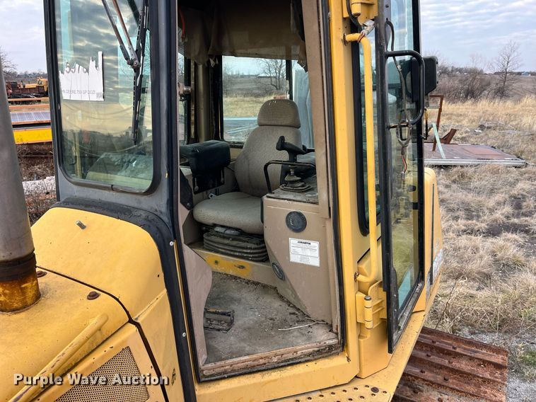 image for item DP2185 1999 John Deere 750C LGP  dozer