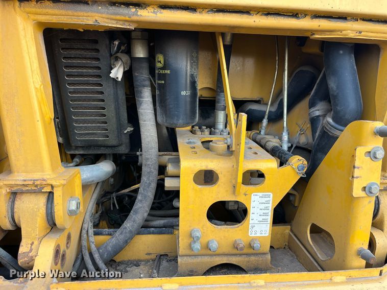 image for item DP2185 1999 John Deere 750C LGP  dozer