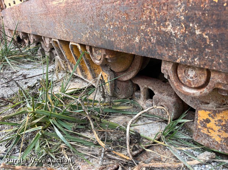 image for item DP2185 1999 John Deere 750C LGP  dozer