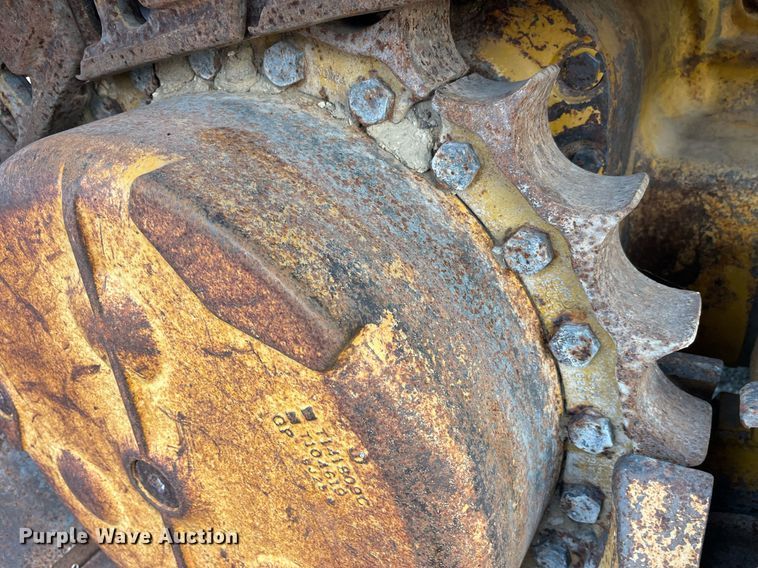 image for item DP2185 1999 John Deere 750C LGP  dozer