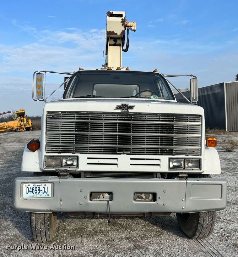 image for item DP2186 1988 Chevrolet  Kodiak  crane truck
