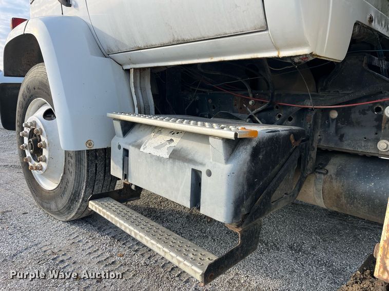 image for item DP2186 1988 Chevrolet  Kodiak  crane truck