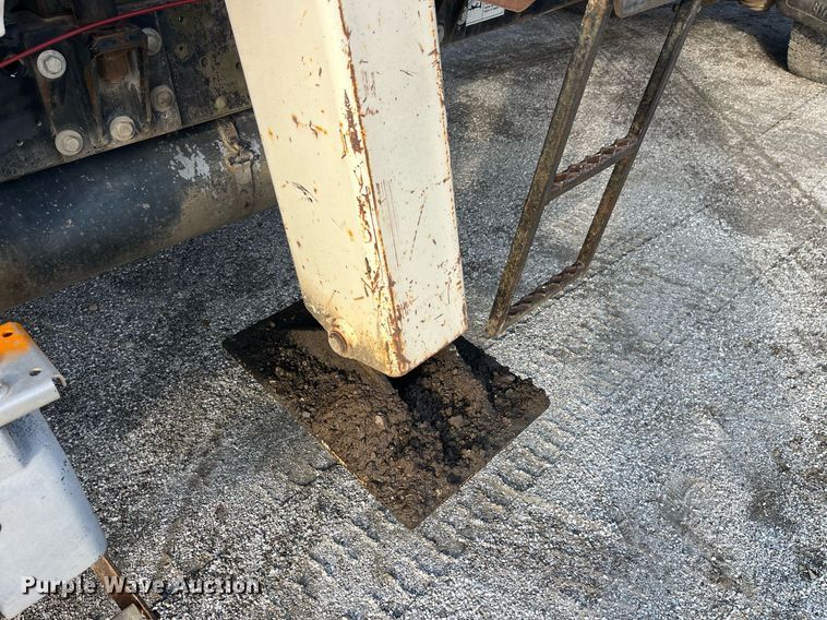 image for item DP2186 1988 Chevrolet  Kodiak  crane truck