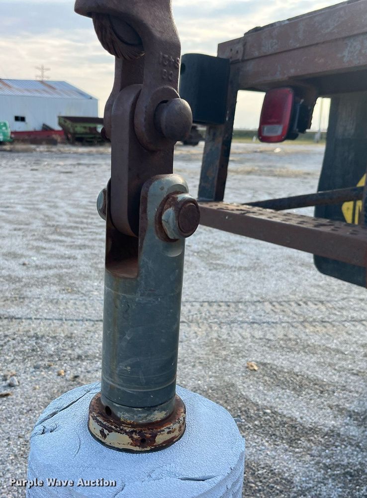 image for item DP2186 1988 Chevrolet  Kodiak  crane truck