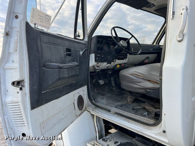 image for item DP2186 1988 Chevrolet  Kodiak  crane truck