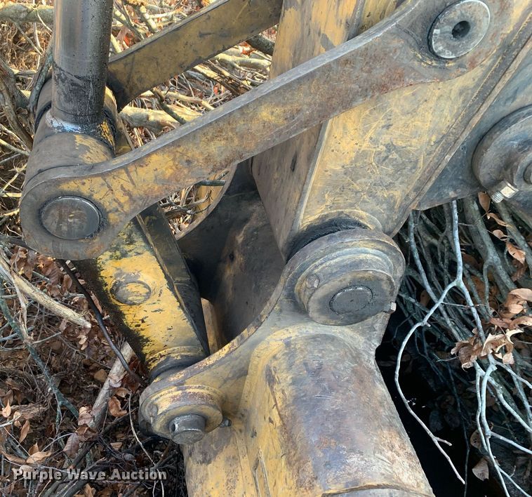 image for item DP8801 2004 Caterpillar 320CL  excavator