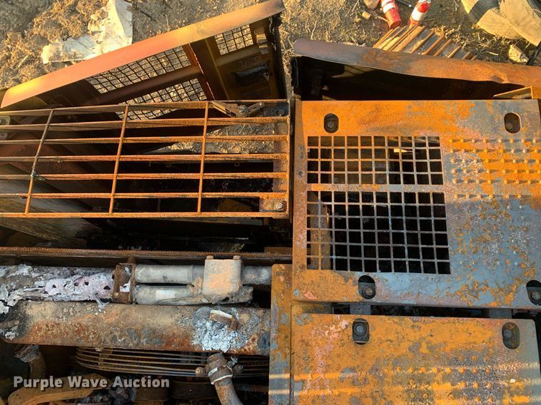 image for item DP8801 2004 Caterpillar 320CL  excavator