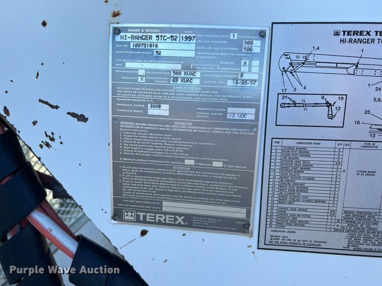 image for item DQ2338 1998 Ford F800  bucket truck